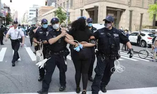 United States black man killed in police spit hood restraint