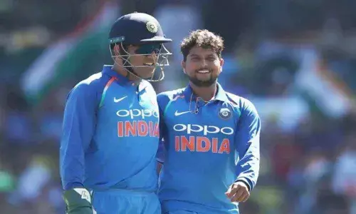(Dhoni,Kuldeep)