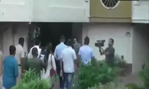 NCB swoops on homes of Rhea, Sushants manager Miranda