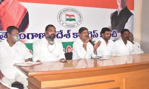 Kisan Congress State committee president S Anvesh Reddy speaking at a meeting with committee’s district presidents in Gandhi Bhavan