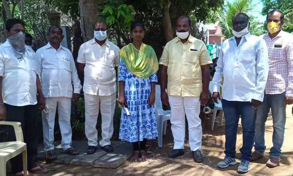 TDP fact-finding committee members K Naveen and others visiting Aynampalli village of Mudinepalli mandal in Krishna district