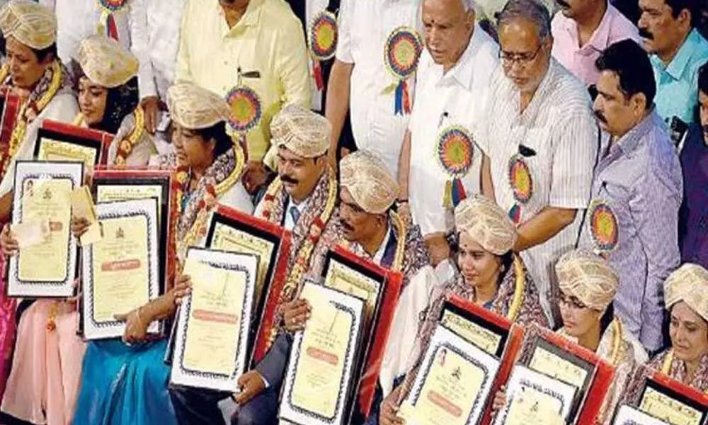 Three state teachers bag national awards, make Karnataka proud