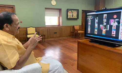 Venkaiah Naidu announces financial assistance to the bereaved journalist families