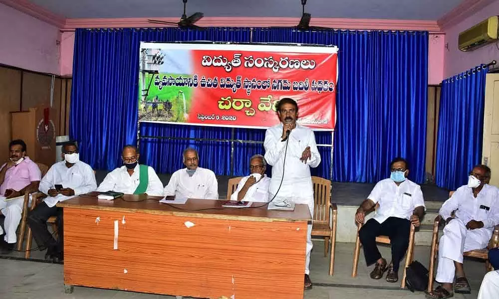 CPI state secretary K Ramakrishna addressing at Press Club in Vijayawada on Sunday