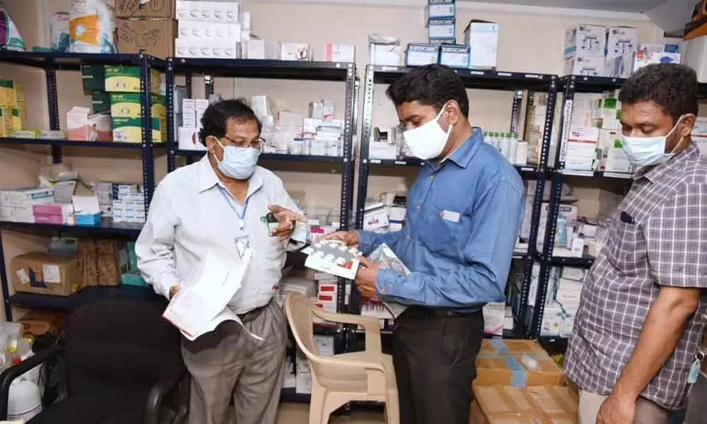 Joint Collector Dr G Lakshmisha inspecting medical store at Hope Hospital in Kakinada Rural  on Saturday