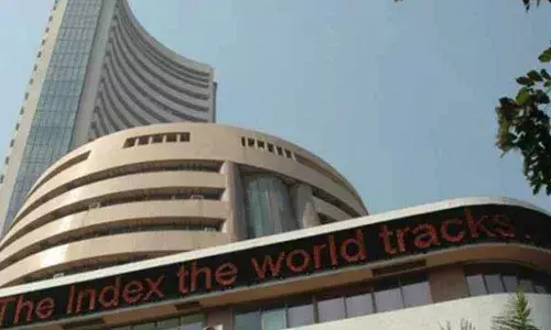 Fag-end selloff pulls key indices lower