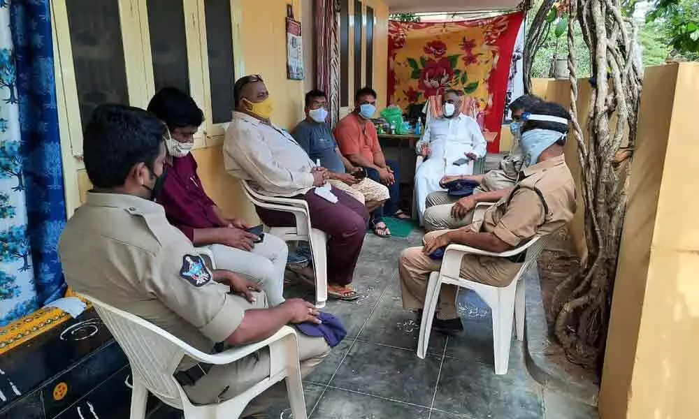 BJP and Hindu organization leaders house arrest in Kakinada of East Godavari