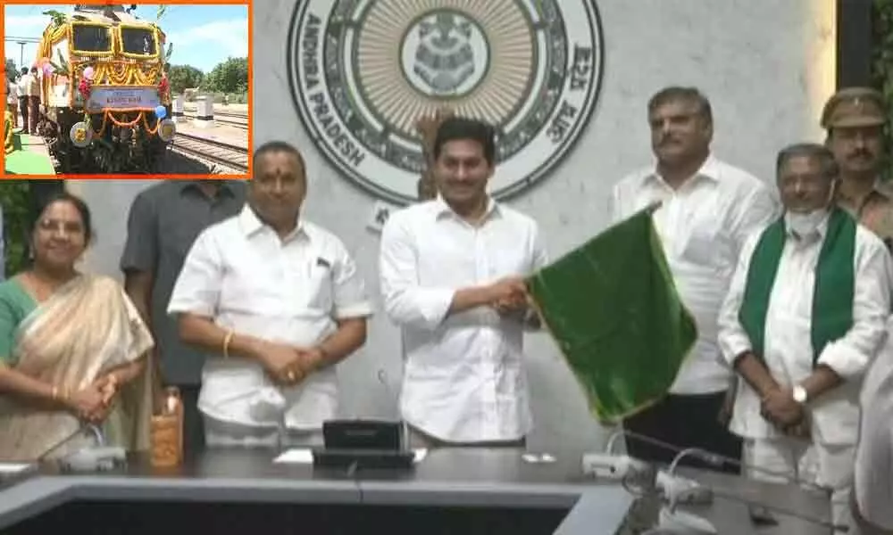YS Jagan flags of Kisan train in Anantapur to export horticulture products across country