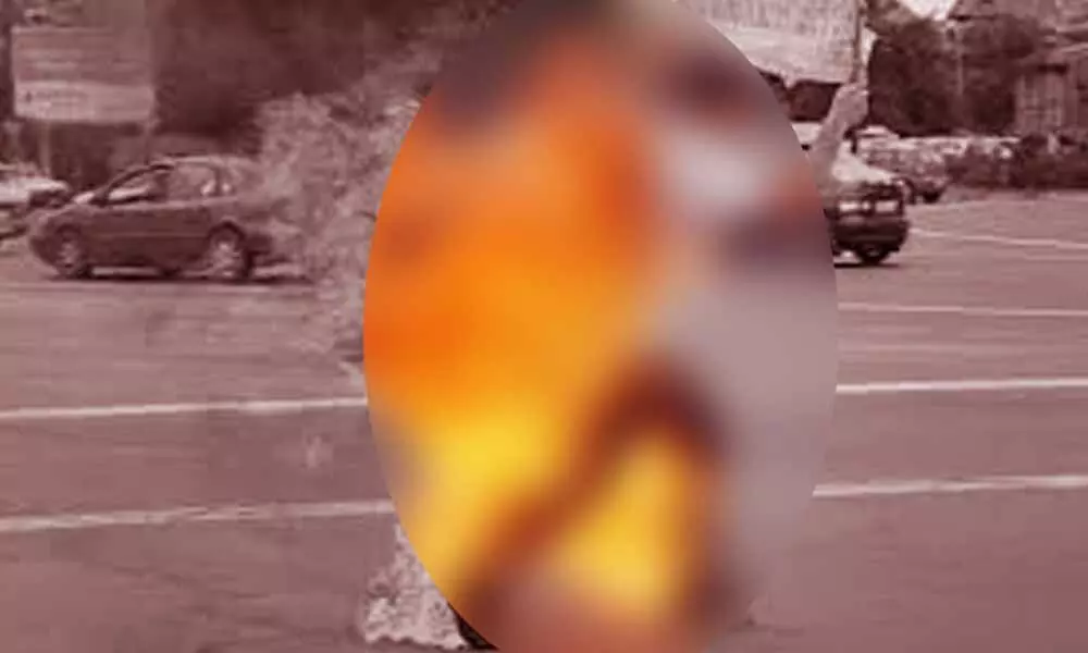 Man sets himself afire near Ravindra Bharathi in Hyderabad