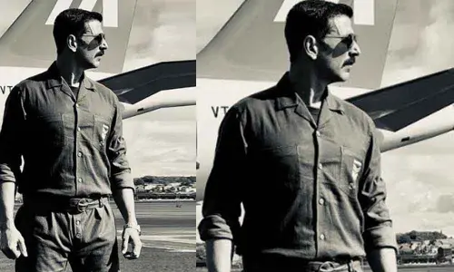 Team Bellbottom reveals Akshay Kumars new look on his birthday