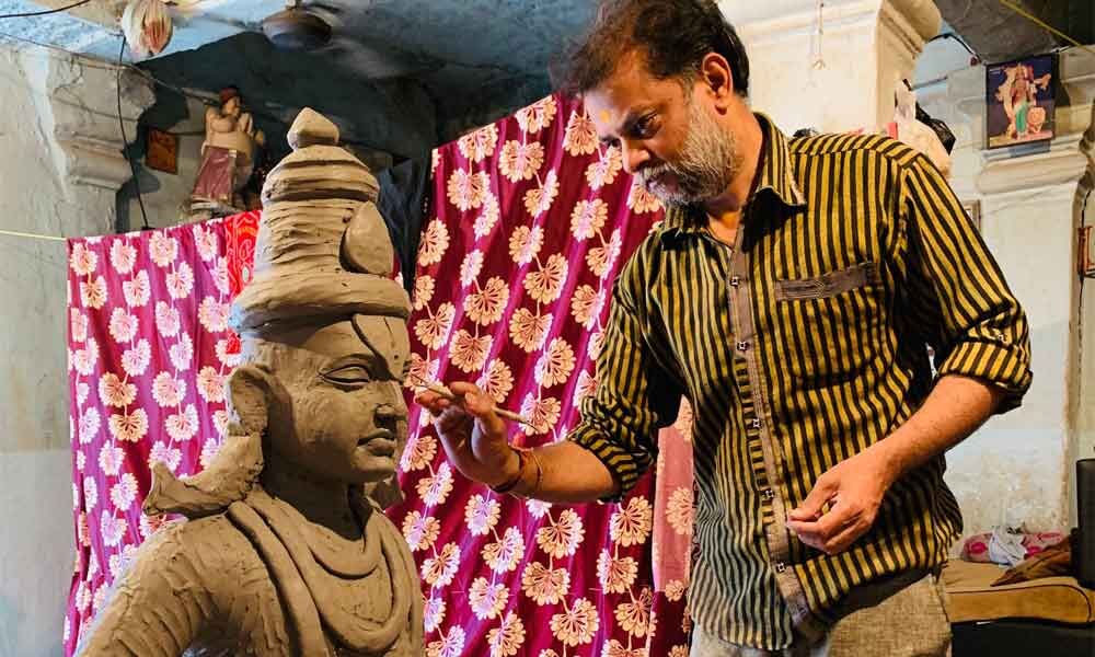 Hyderabad: Idol makers pray for divine intervention