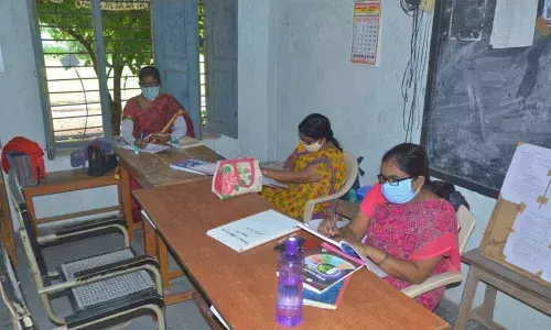 50 per cent of staff permitted to attend schools, colleges