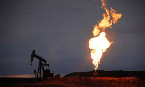 Andhra Pradesh hikes VAT on natural gas by 10%