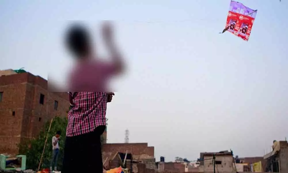 12-year-old electrocuted while flying kite in Hyderabad, dies