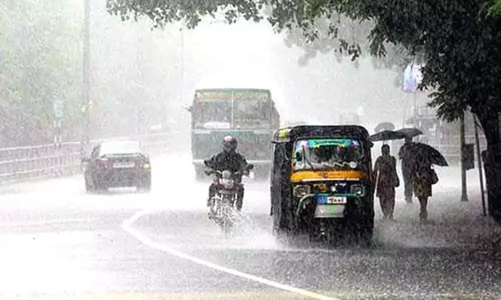 Weather report: AP to receive heavy rains amid expected low pressure in Bay of Bengal