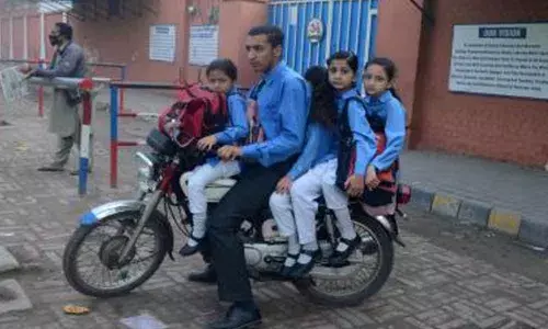 Educational institutions reopen in Pakistan after 6 months