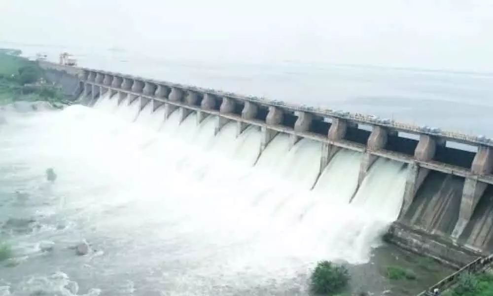 18 Lower Manair Dam gates lifted