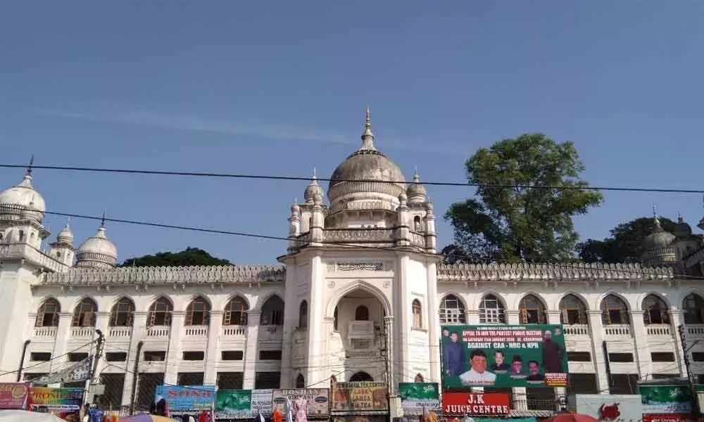 Calls to resume ops at Charminar Dawakhana