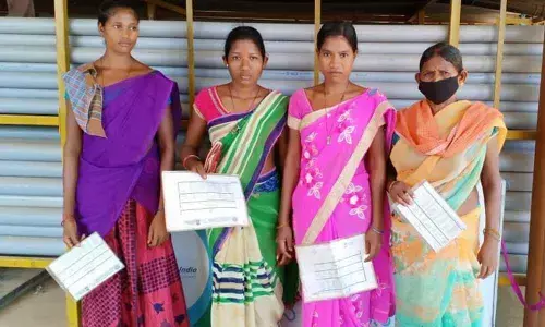 Hyderabad-based ration dealers cheat tribals of Cherla