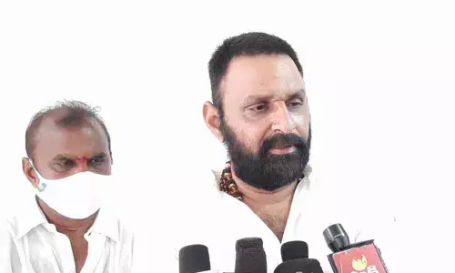 Civil Supplies Minister Kodali Venkateswara Rao (Nani) addressing the media in Gudivada on Wednesday