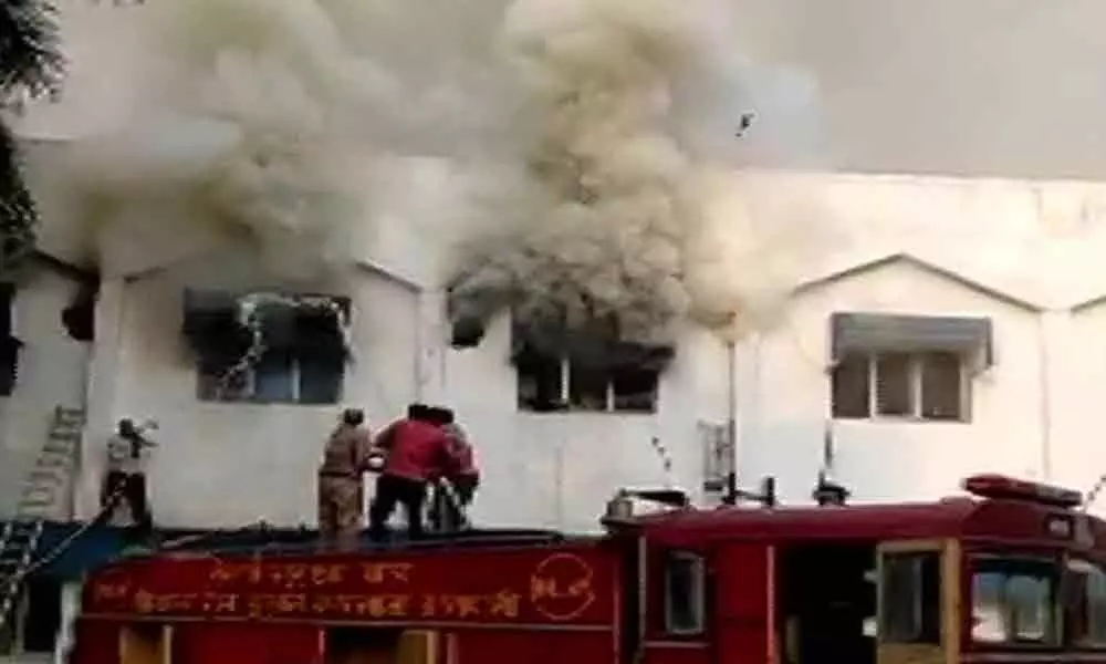 Fire Breaks Out At DLW Building In UPs Varanasi