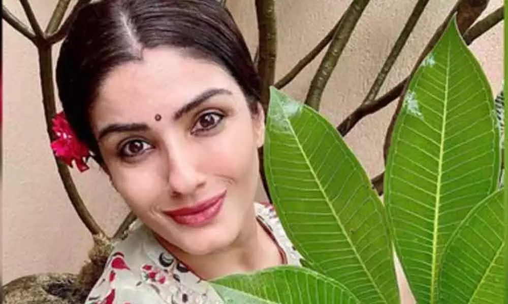 Raveena Tandon Comes Up With A Simple Yet Effective Solution For The Hair Problems