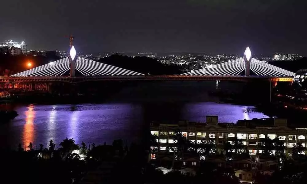 Durgam Cheruvu cable bridge