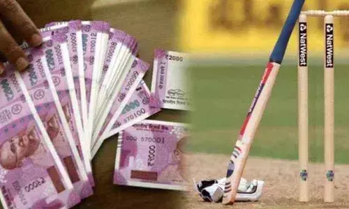 Police bursts cricket betting gang in East Godavari, seizes equipment from the scene