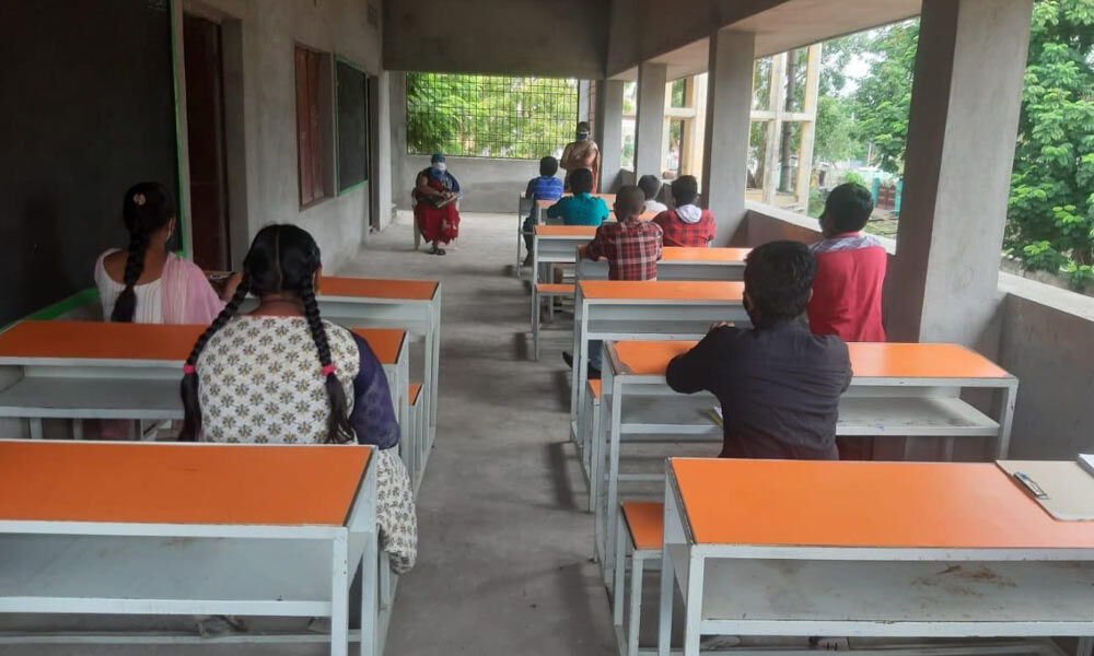 Guntur Poor attendance of students in government schools on first day