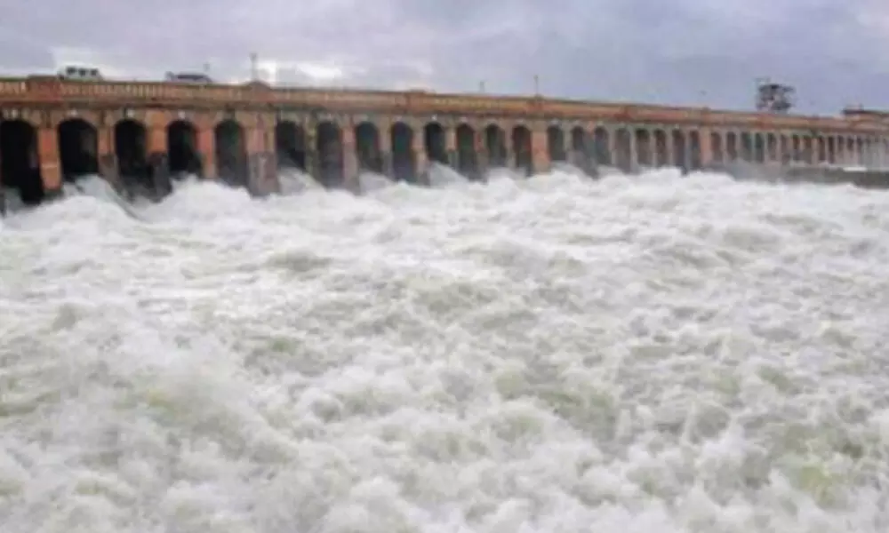 Rivers in spate as rains lash Karnataka