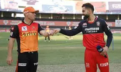 IPL: SRH opt to bowl against RCB