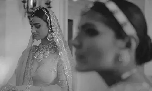 Manish Malhotra’s closes digital ICW with opulence