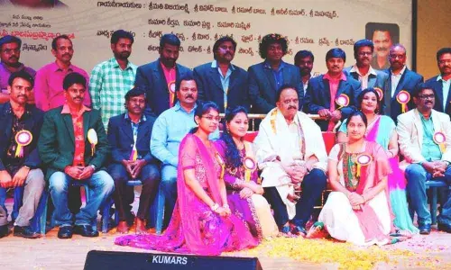 SP Balasubrahmanyam with artistes at Mayur Orchestra function
