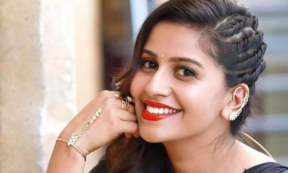 Police grill TV anchor Anushree in drugs case