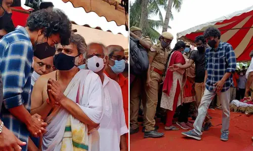 Thalapathy Vijay Pays Last Respects To SP Balasubrahmanyam At Chennai Farmhouse