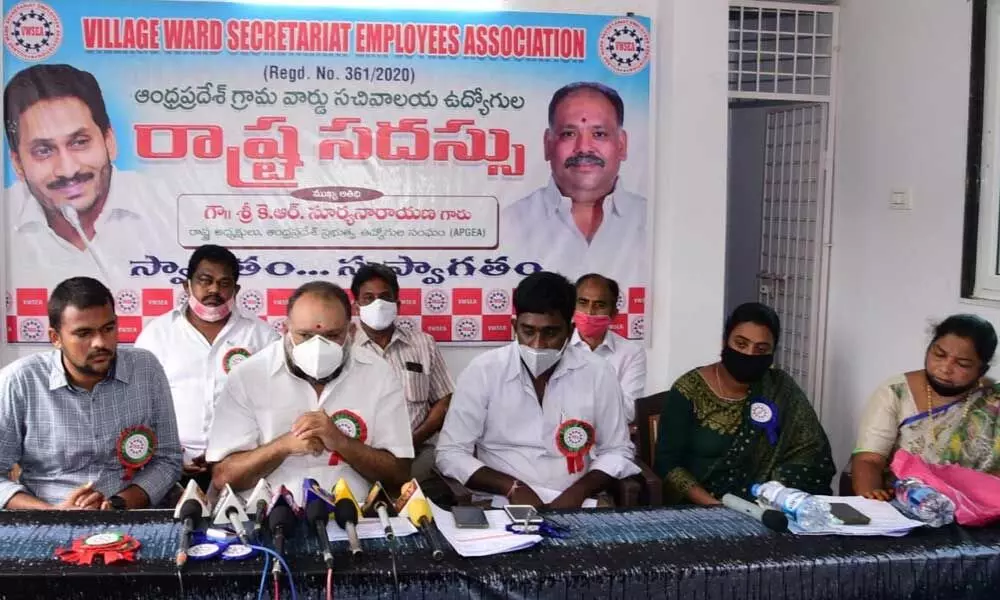 Andhra Pradesh Government Employees Association president KR Suryanarayana addressing the media in Vijayawada on Sunday