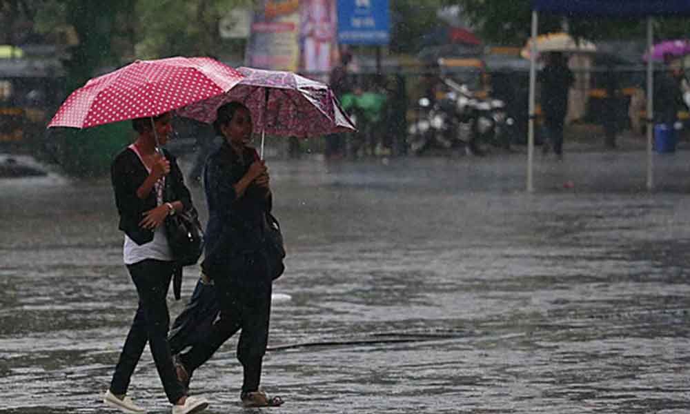 hyderabad-light-to-moderate-rainfall-likely-for-next-three-days