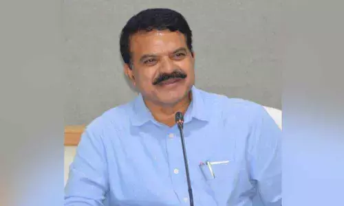 Collector Dr MV Reddy