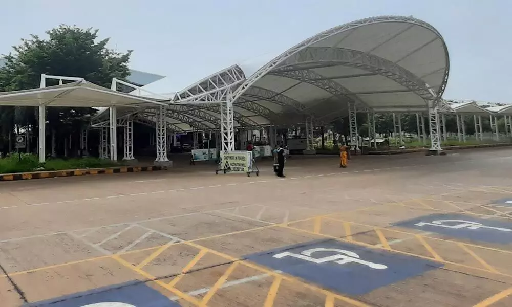 Canopies installed at Visakhapatnam airport recently for the convenience of passengers         Photo: Vasu Potnuru
