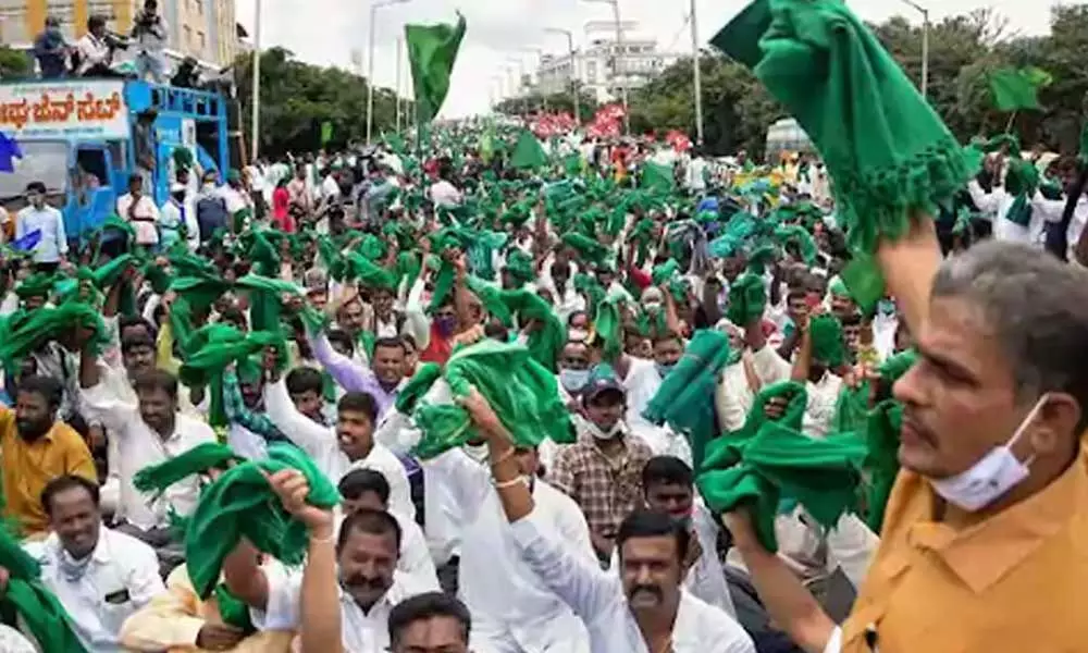 Farmers on riot path