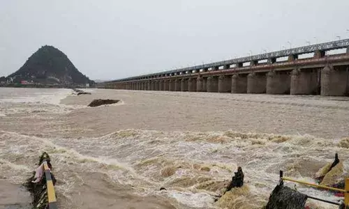 Prakasam barrage