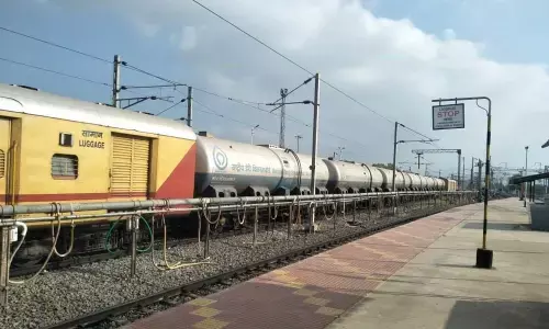 Doodh Duronto special carrying milk from Renigunta to Delhi