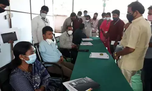 Tirupati commissioner issues notices to Ward Secretariats for delay in works