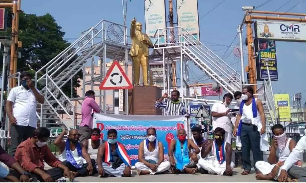 Dalit leaders stage protest against police for the house arrest of leaders in various towns in Chittoor district, in Tirupati on Friday