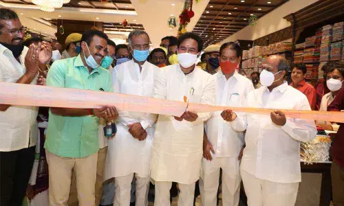 chandana brothers shopping mall in secunderabad