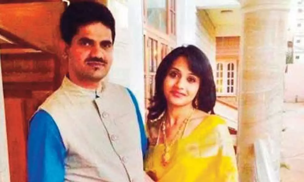 File photo of  Kusuma Ravi with her late husband DK Ravi