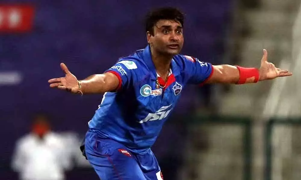 Amit Mishra finger injury