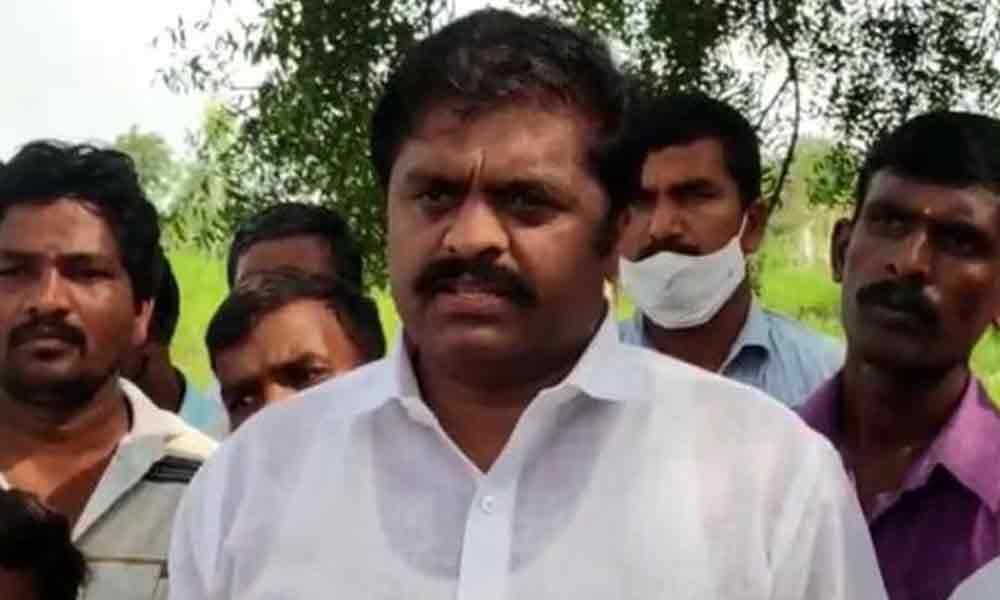 Telangana: Cheruku Srinivas Reddy to join Congress, likely to contest ...