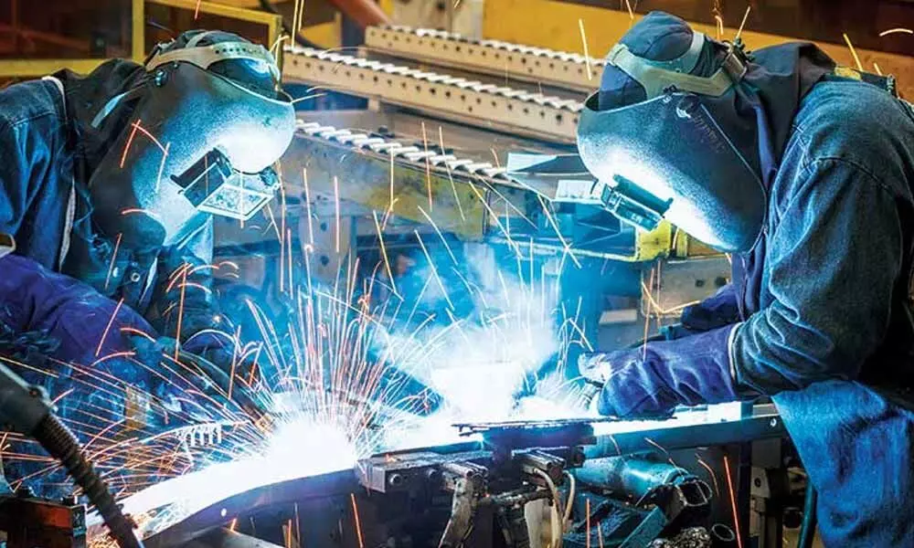 Manufacturing sector raises hopes of recovery