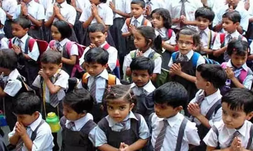 Vidya Kanuka kits to be given to only 50 parents a day